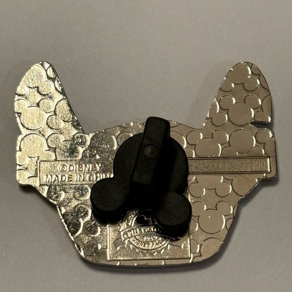 Disney Stitch Lilo & Stitch Fantasy Fanny Pack Pin 2020 - Picture 2 of 4